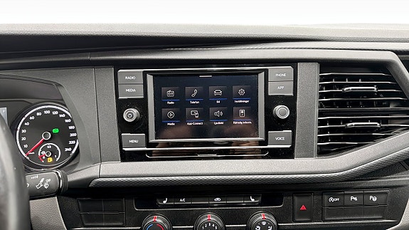 Volkswagen Transporter 9 of 18