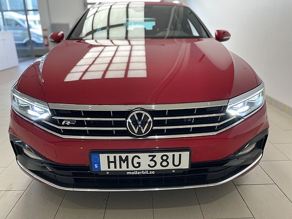 Volkswagen Passat 2 of 5