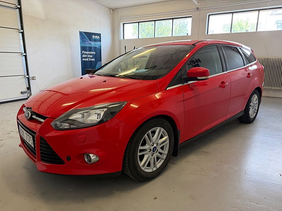 Ford Focus 2 of 13