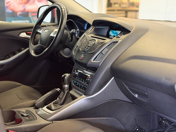 Ford Focus 11 of 13