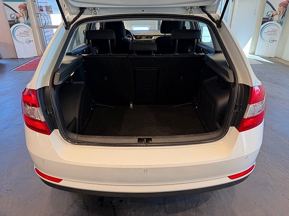 Skoda Rapid Spaceback 21 of 23