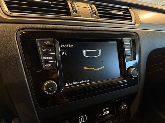 Skoda Rapid Spaceback 14 of 23
