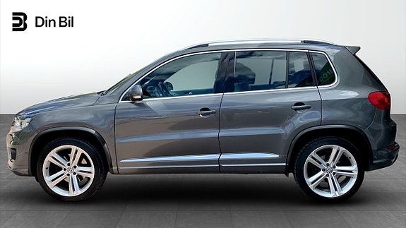 Volkswagen Tiguan 3 of 5