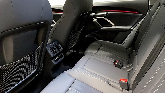 Audi Q5 12 of 16
