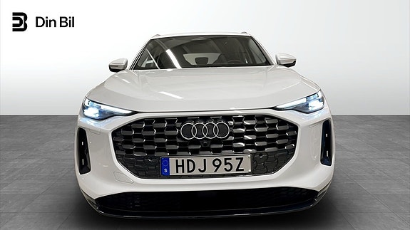 Audi Q5 4 of 5