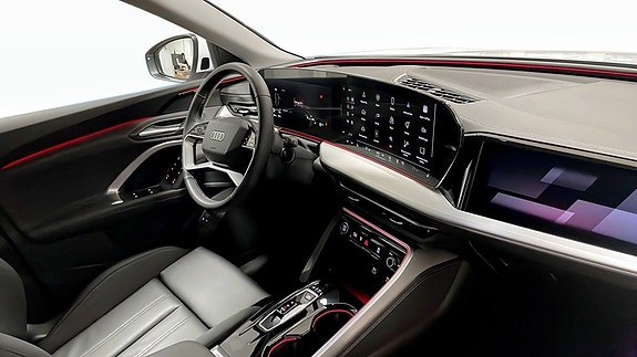 Audi Q5 11 of 16