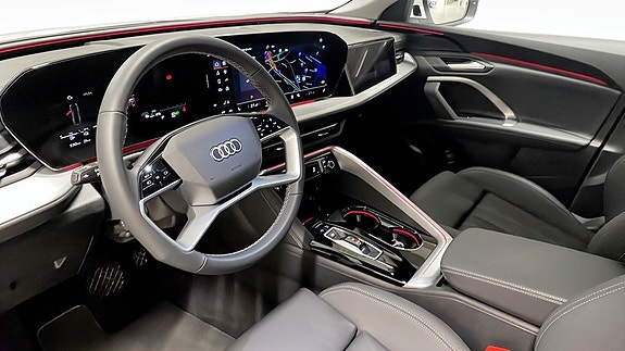 Audi Q5 7 of 16