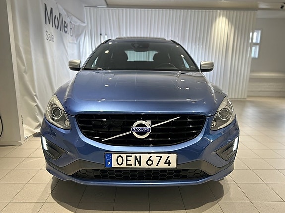 Volvo XC60 2 of 5