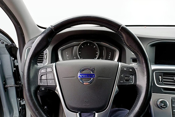Volvo V60 13 of 18