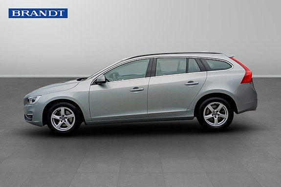 Volvo V60 5 of 18