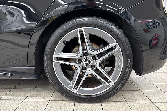 Mercedes-Benz A180 17 of 21