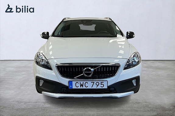 Volvo V40 Cross Country 6 of 22