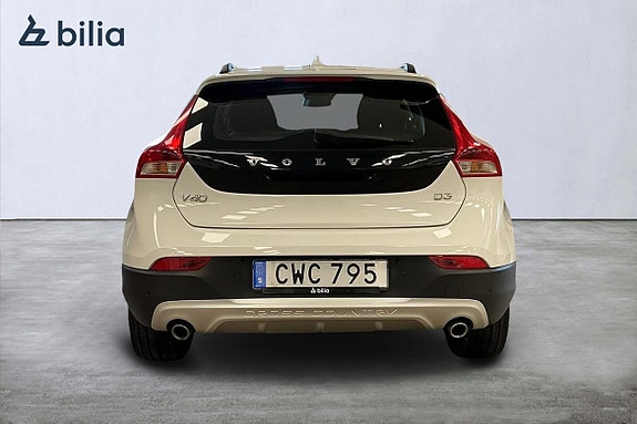 Volvo V40 Cross Country 5 of 5
