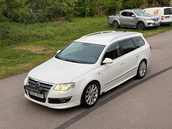 Volkswagen Passat 9 of 25