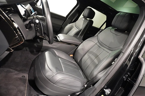 Land Rover Range Rover Sport 4 of 5