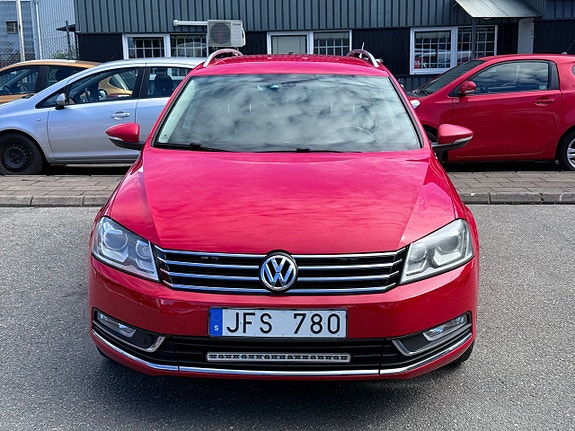 Volkswagen Passat 3 of 5