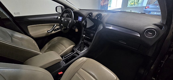 Ford Mondeo 8 of 8