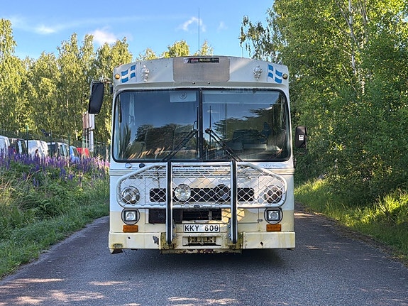 Volvo B58-60 4 of 23