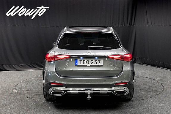 Mercedes-Benz GLC400 e 6 of 24
