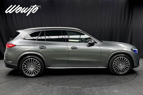 Mercedes-Benz GLC400 e 3 of 5