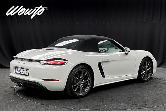 Porsche 718 Boxster 7 of 23