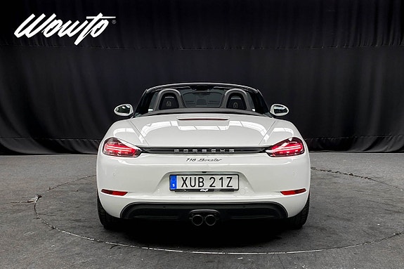 Porsche 718 Boxster 8 of 23