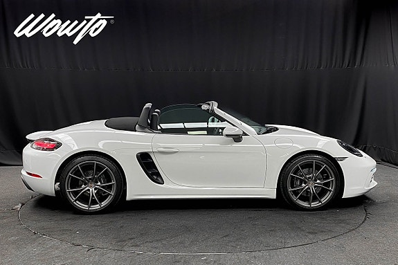 Porsche 718 Boxster 4 of 5