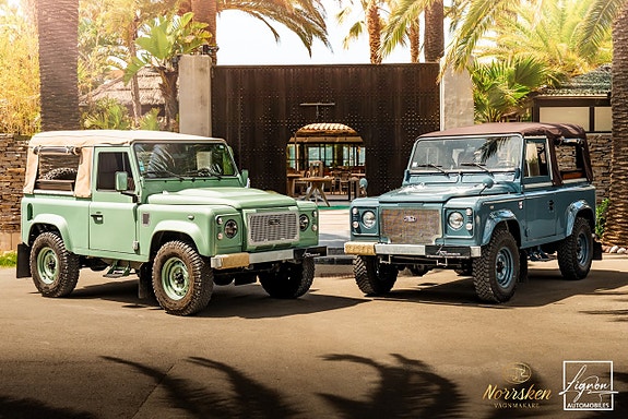 Land Rover Defender 90 10 of 27