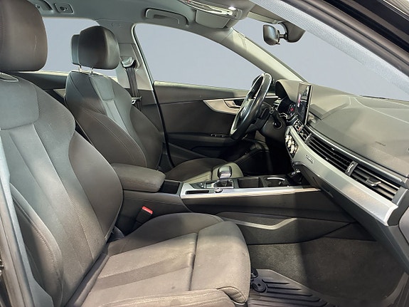 Audi A4 9 of 21