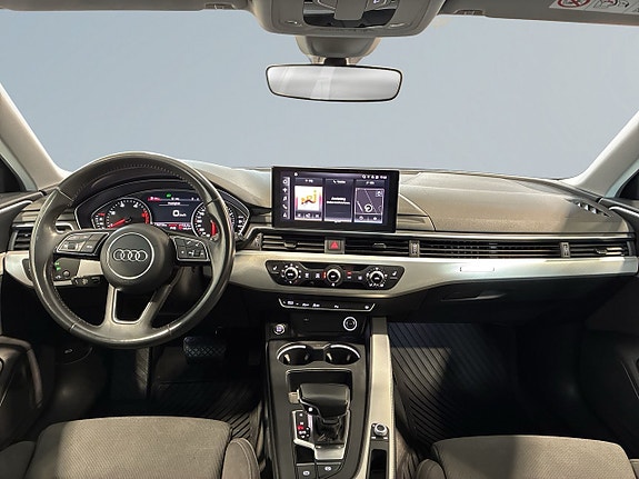 Audi A4 8 of 21