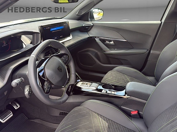 Peugeot 2008 7 of 14