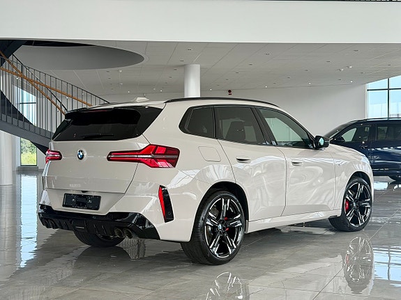 BMW X3 2 of 5