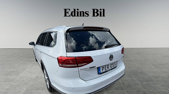 Volkswagen Passat Alltrack 5 of 5