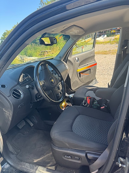 Chevrolet HHR 4 of 5