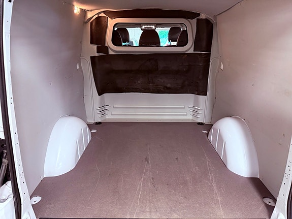 Mercedes-Benz Vito 119 13 of 15