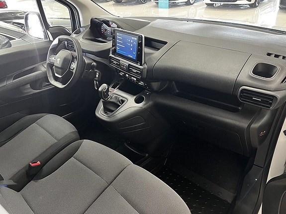 Peugeot Partner 13 of 21