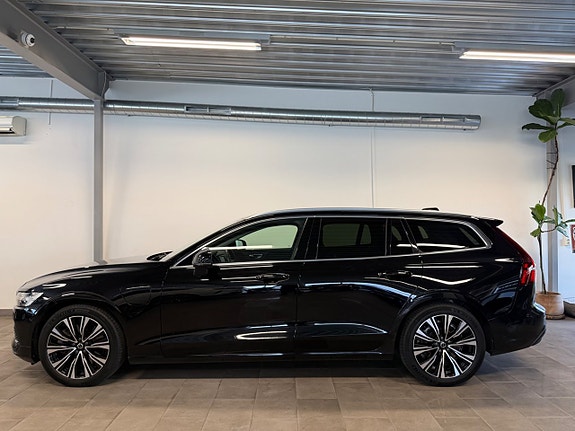 Volvo V60 3 of 5