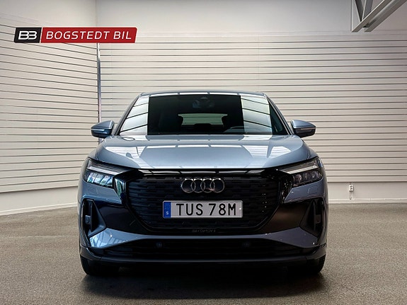 Audi Q4 Sportback e-tron 2 of 5