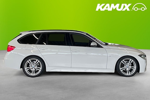 BMW 320 2 of 5