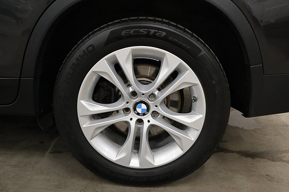 BMW X4 13 of 16