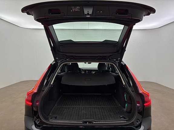 Volvo V90 10 of 26