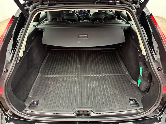 Volvo V90 11 of 26