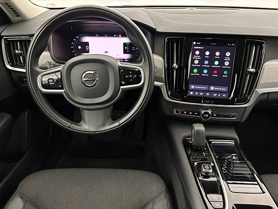 Volvo V90 17 of 26
