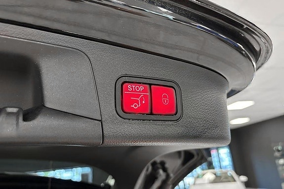 Mercedes-Benz GLA180 d 16 of 22