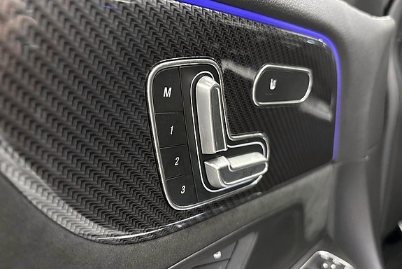 Mercedes-Benz GLA180 d 18 of 22