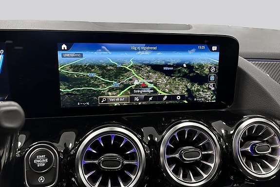 Mercedes-Benz GLA180 d 11 of 22