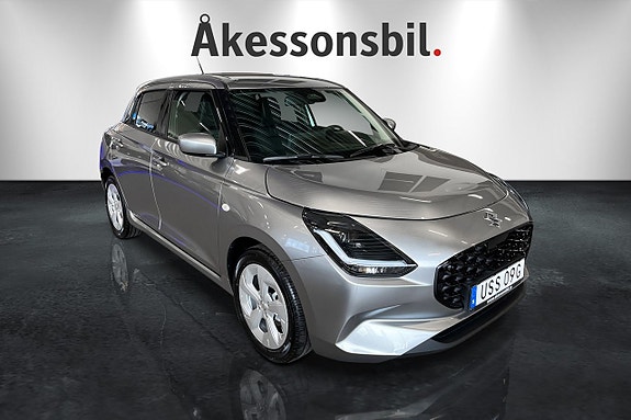 Suzuki Swift 3 of 5