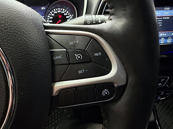 Jeep Compass 20 of 29