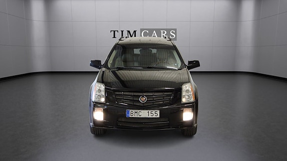Cadillac SRX 2 of 23