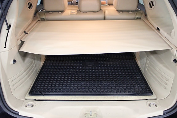 Cadillac SRX 9 of 23